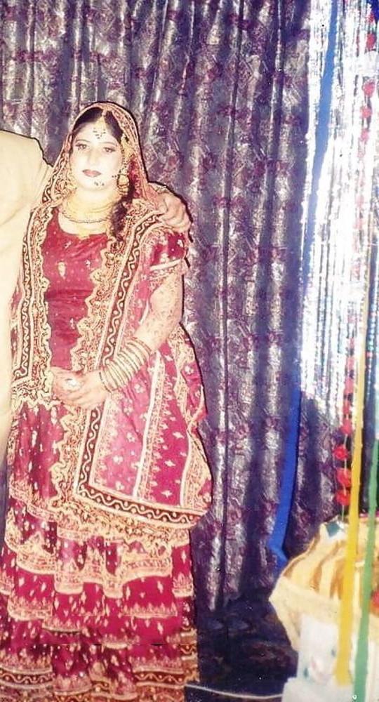 18P Indian newely married muslim wife