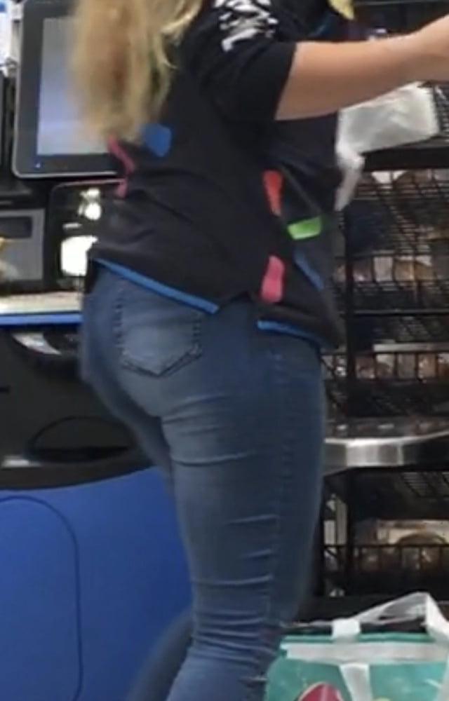 16P Nice Walmart ass in tight jeans