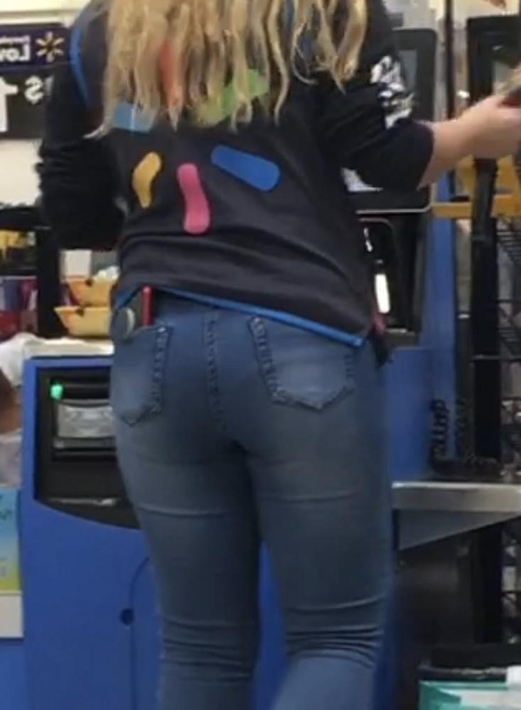 16P Nice Walmart ass in tight jeans