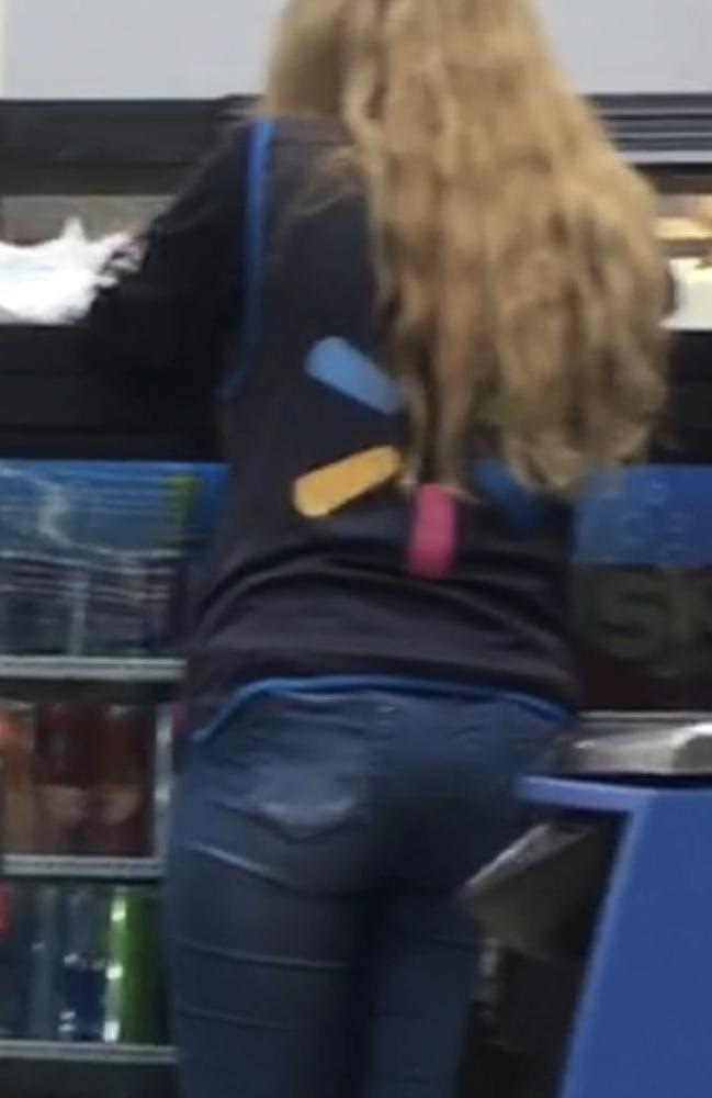 16P Nice Walmart ass in tight jeans
