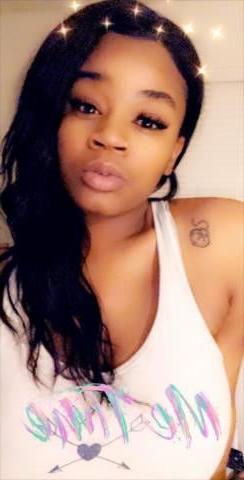 25P Unknown Curvy Black Women 27