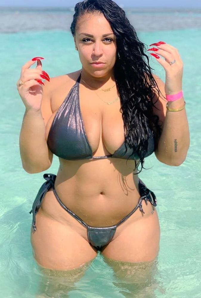 25P Unknown Curvy Spanish Women 6