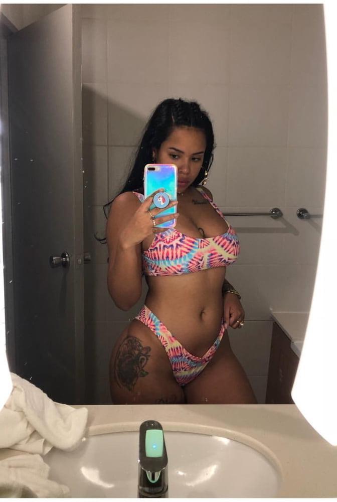 25P Unknown Curvy Spanish Women 6