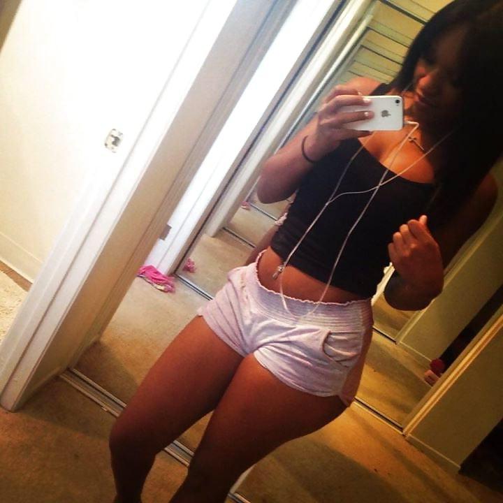 25P Unknown Curvy Spanish Women 6