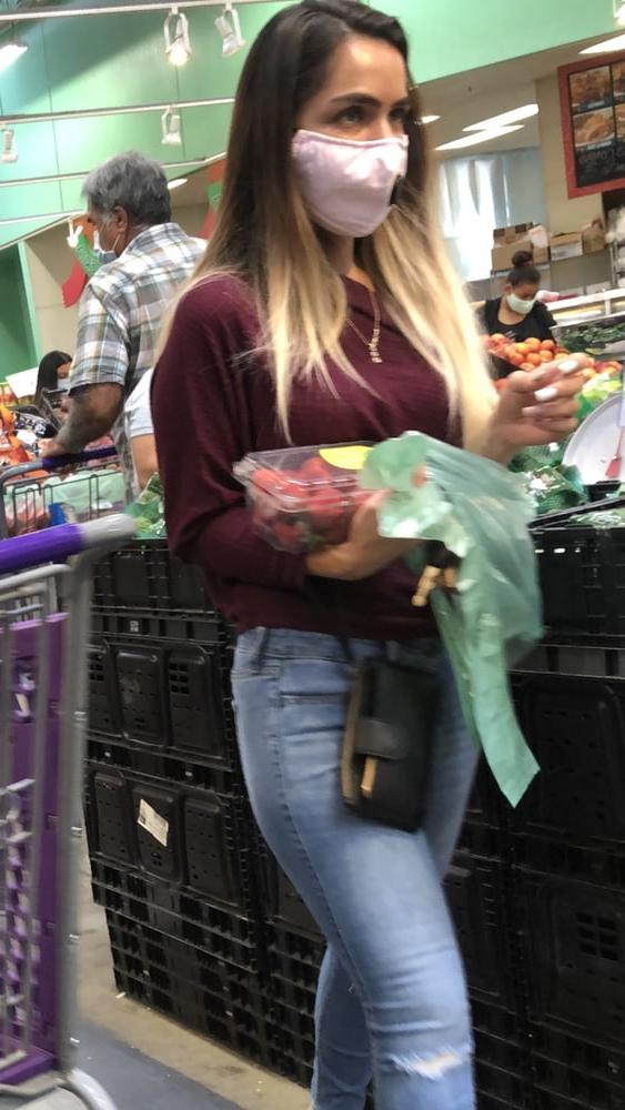 8P Candid bonne salope en jeans