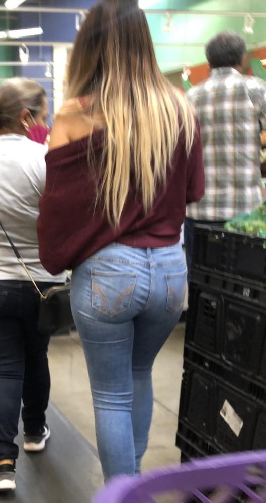 8P Candid bonne salope en jeans