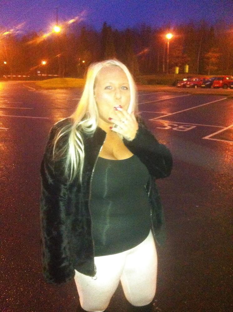 25P A Fat Hotwife from UK