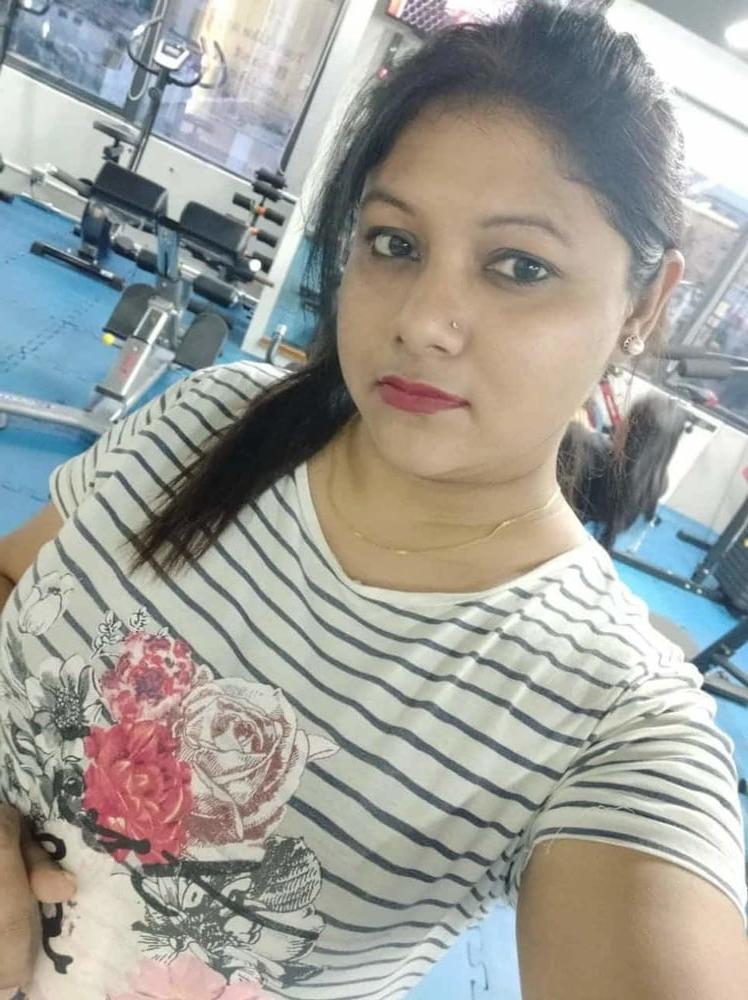 25P Beautiful Sexy Bengali Wife Nude Pics