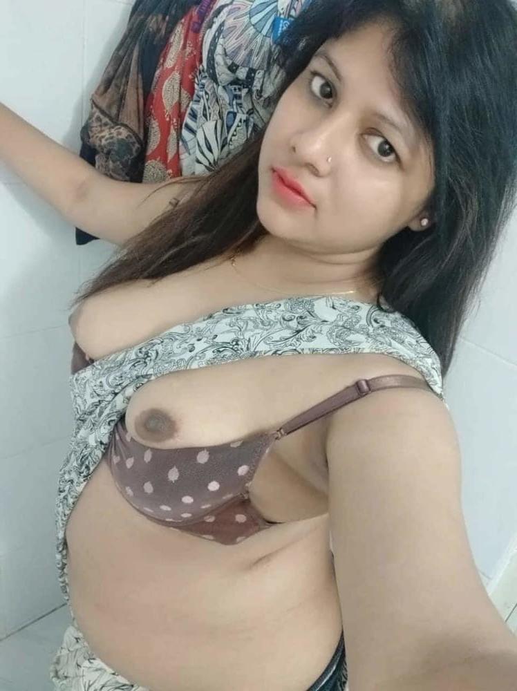 25P Beautiful Sexy Bengali Wife Nude Pics