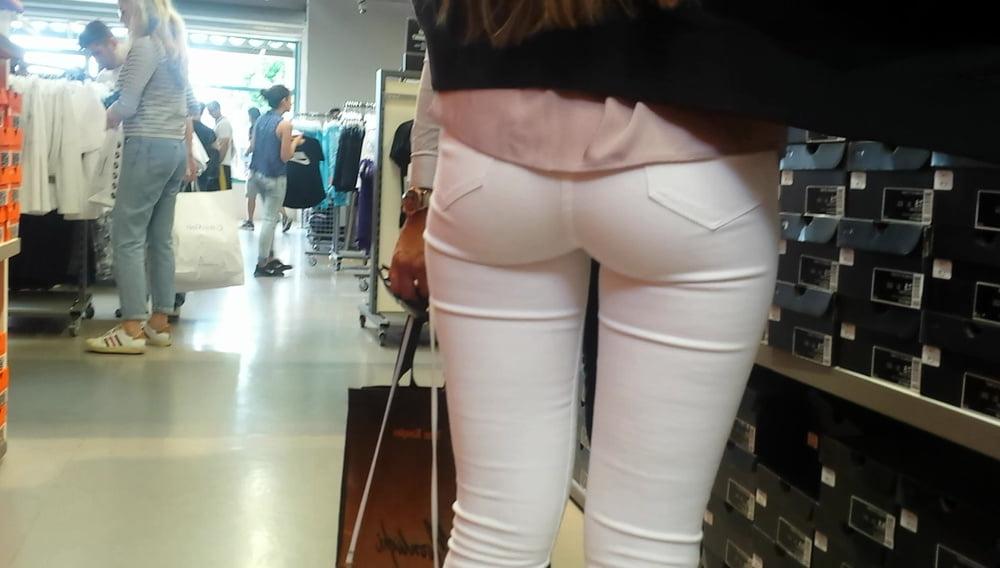 22P hot girl with white  tight pant sexy ass so hot