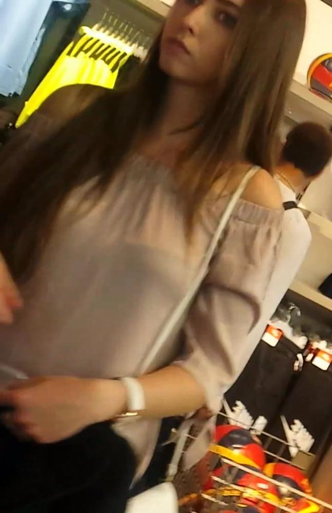 22P hot girl with white  tight pant sexy ass so hot