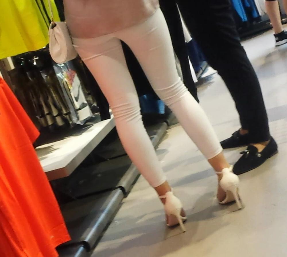 22P hot girl with white  tight pant sexy ass so hot