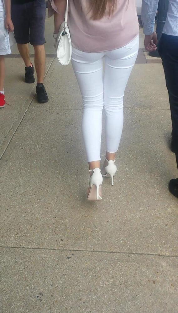 22P hot girl with white  tight pant sexy ass so hot