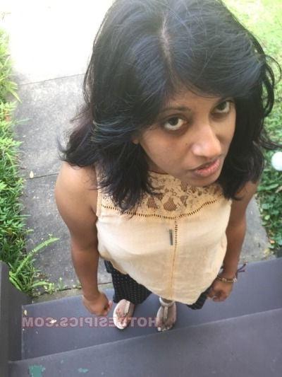 17P indian wife honeymoon sex photos