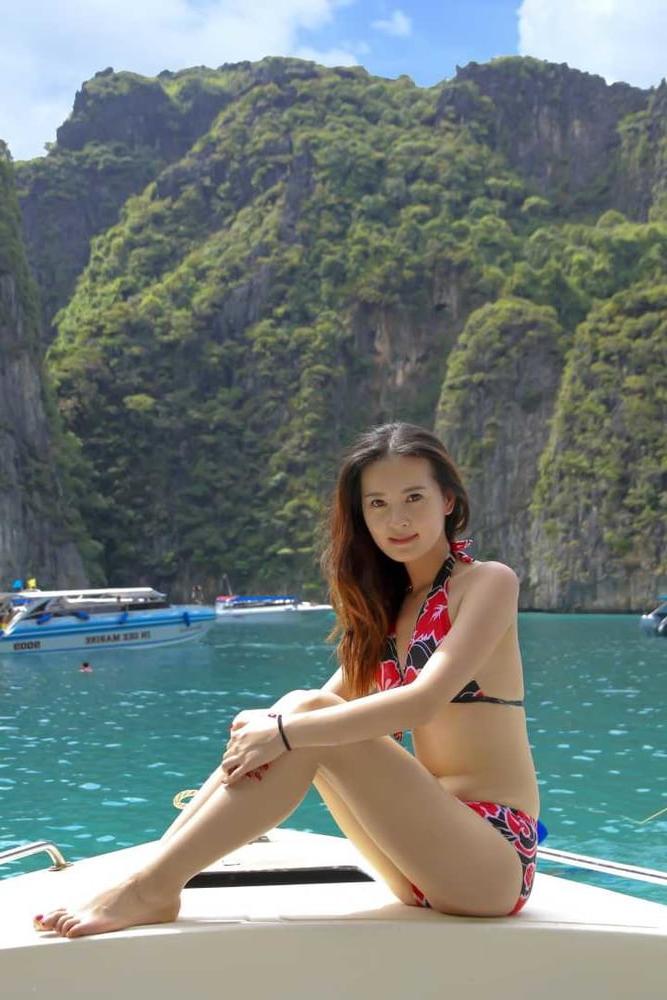 25P Very Beautiful Chinese Teen Model