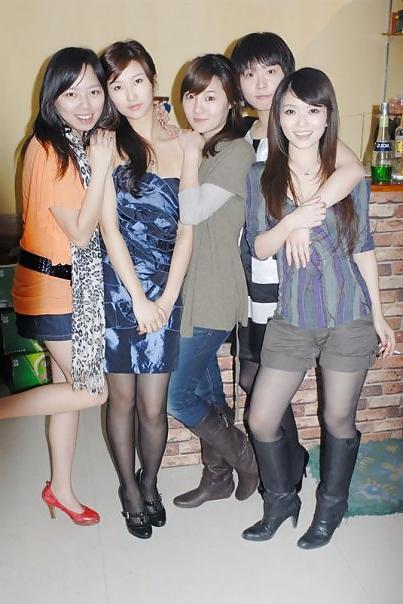 18P Chinese Girls