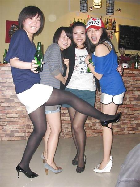 18P Chinese Girls