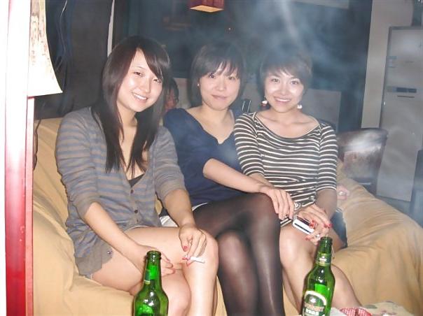 18P Chinese Girls
