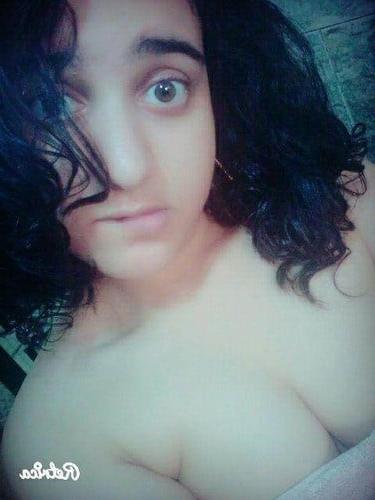 25P Arabian Sluts 564