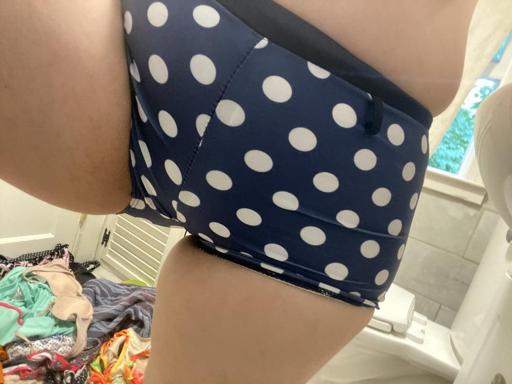 25P Bathing suits and my hot little body
