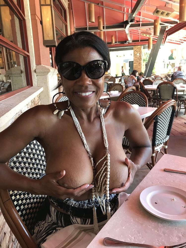 25P Slut Wife Raven