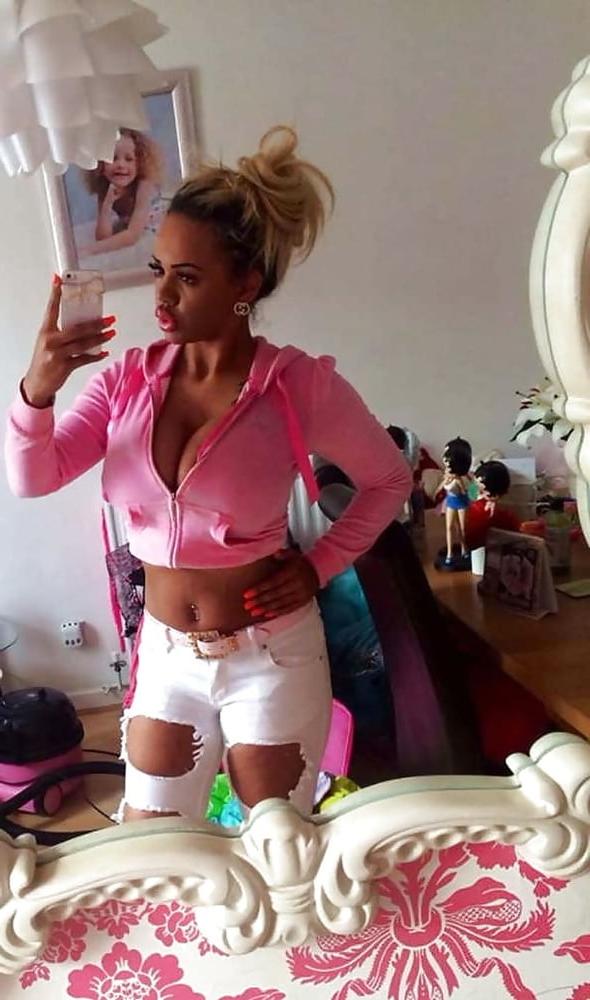 25P dumb lawyer slut