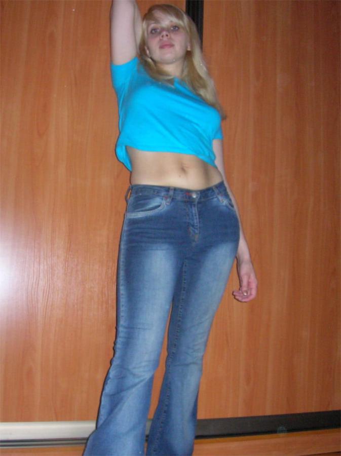 13P My wife Vika always liked to show her pussy
