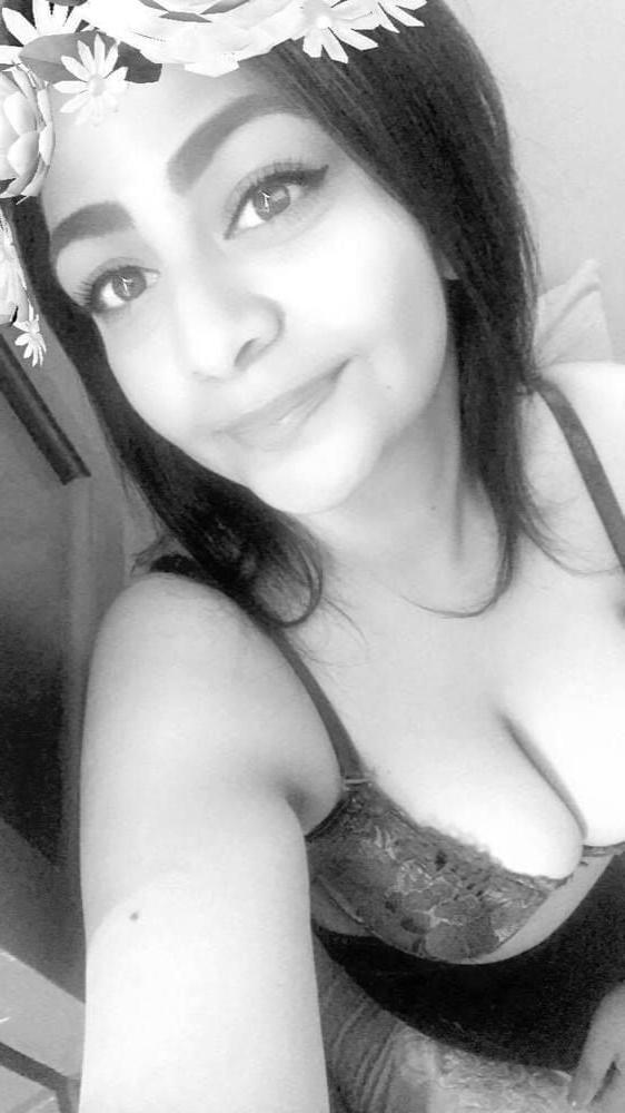 17P Arabian Sluts 563