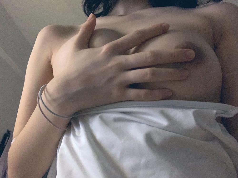 25P Chinese girl exposed