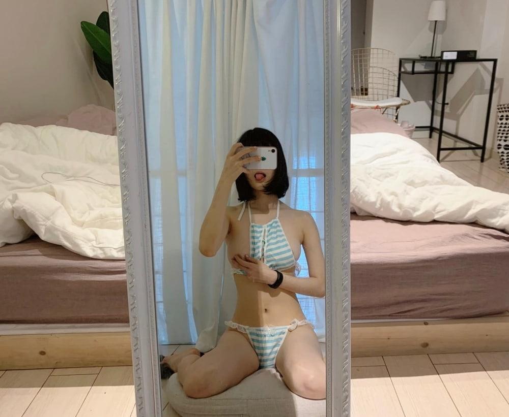 25P Chinese girl exposed