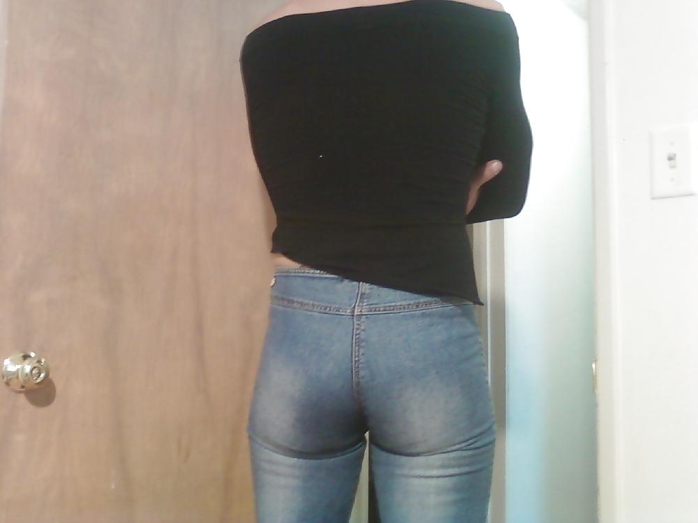 9P FINE ASS IN  JEANS