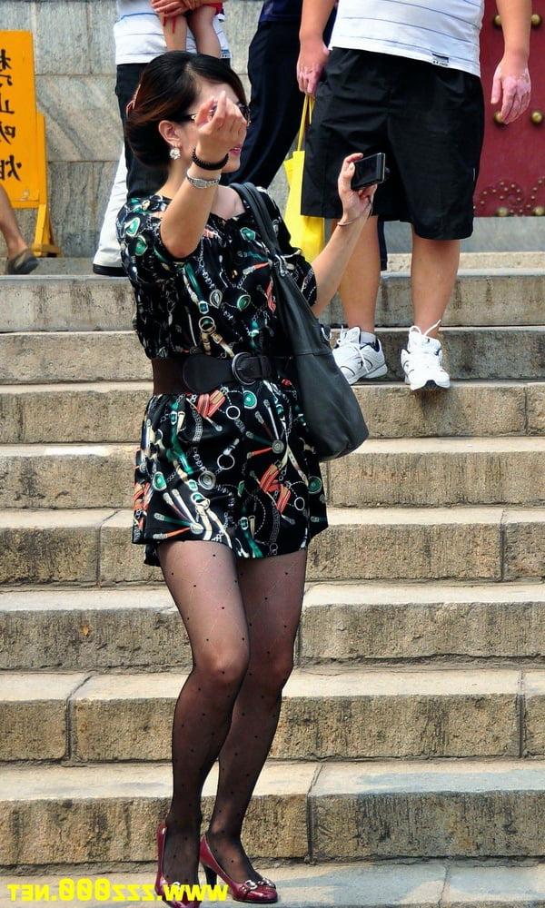11P Street Chinese Pantyhose 2