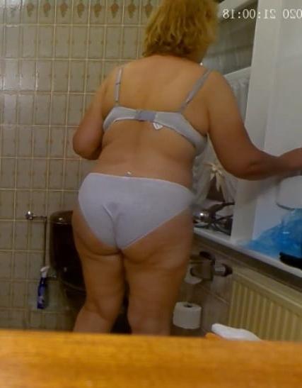 19P My wife in bathroom