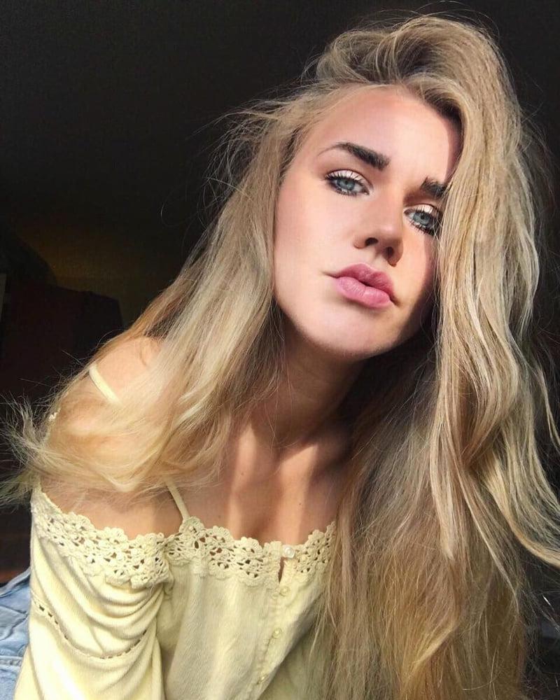 15P Sexy Faces for Jizz off 2437