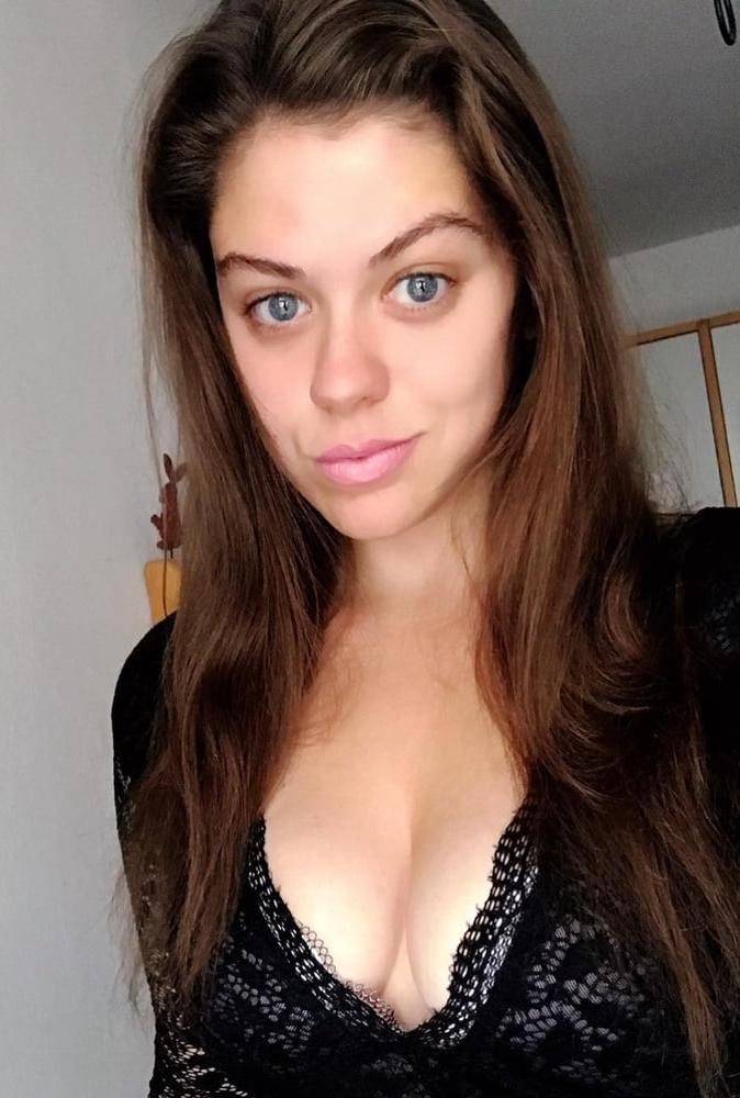 15P Sexy Faces for Jizz off 2437