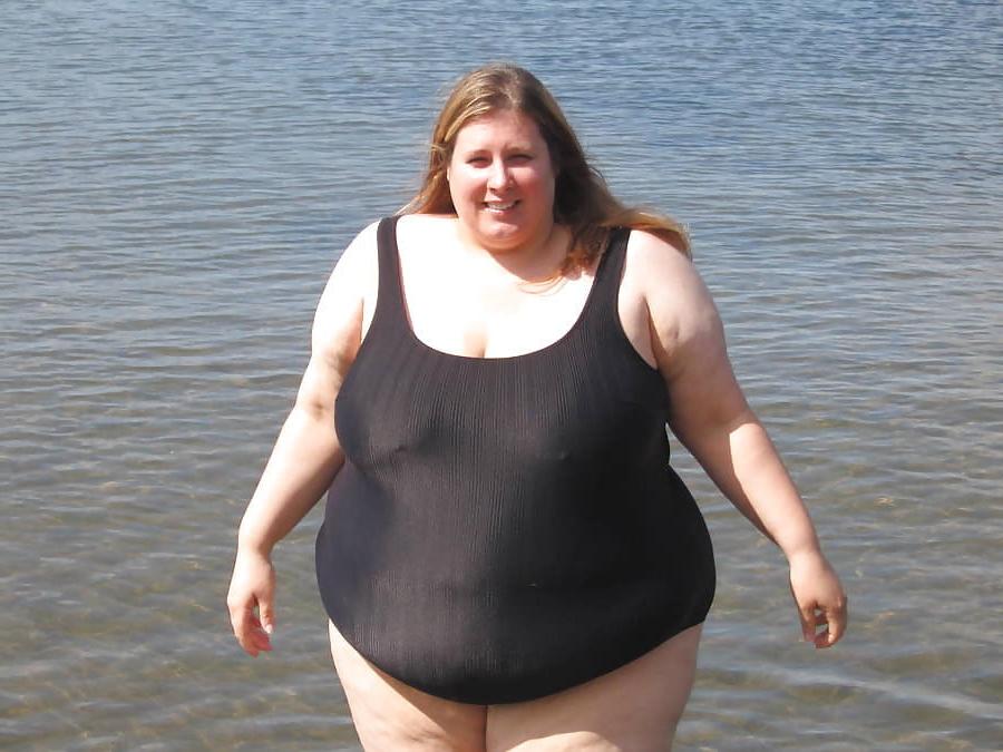 25P Hoodyman SSBBW 351 : Fat retard lost control . Stupid fat .