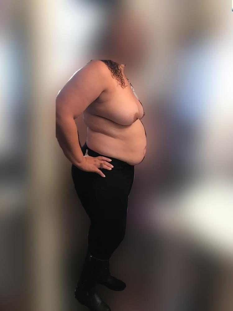 25P wife with a very voluptuous body and very fuckable