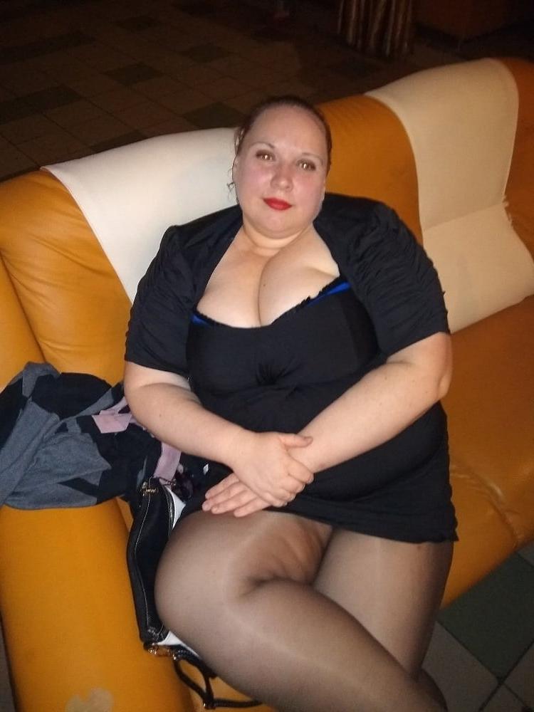 14P Fat clothes amateur