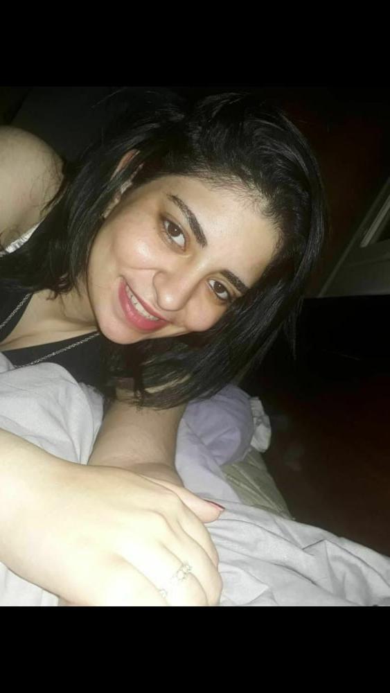 25P Arabian Sluts 561