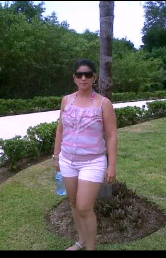 25P BBW shaved wife rica mama infiel culona piernuda depilada