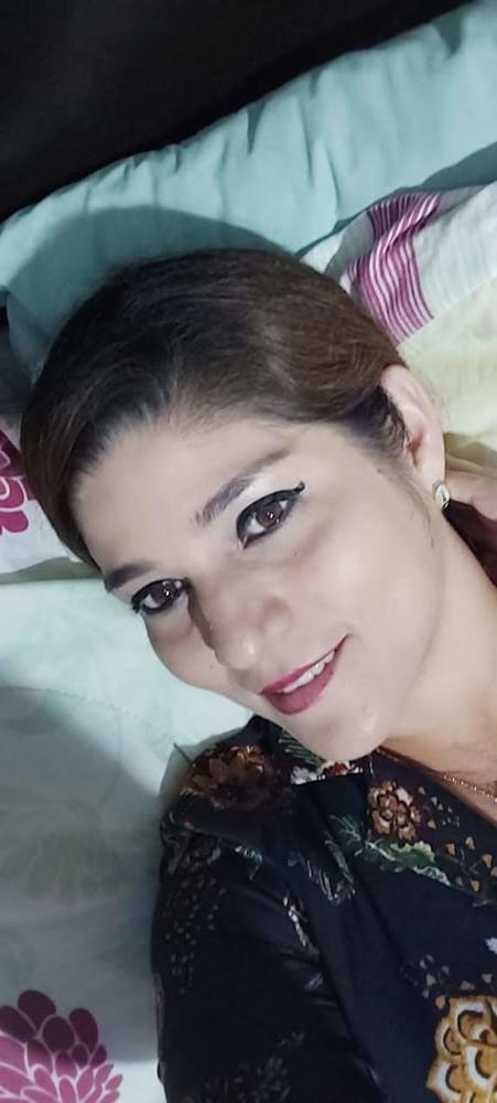 25P BBW shaved wife rica mama infiel culona piernuda depilada