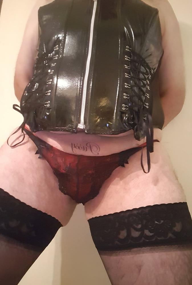22P Dwt Sissy