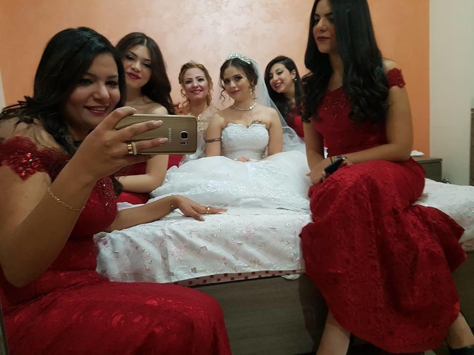 25P Christian wife with her friends