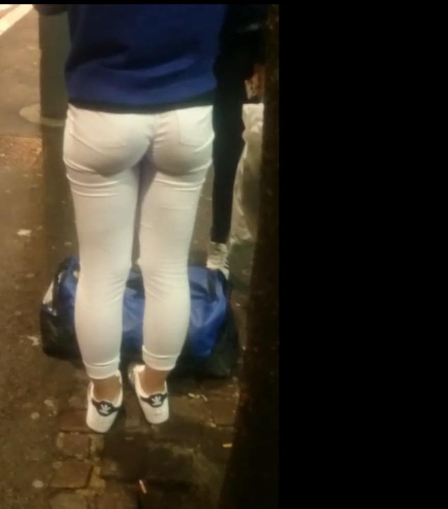 25P Hot jeans ass