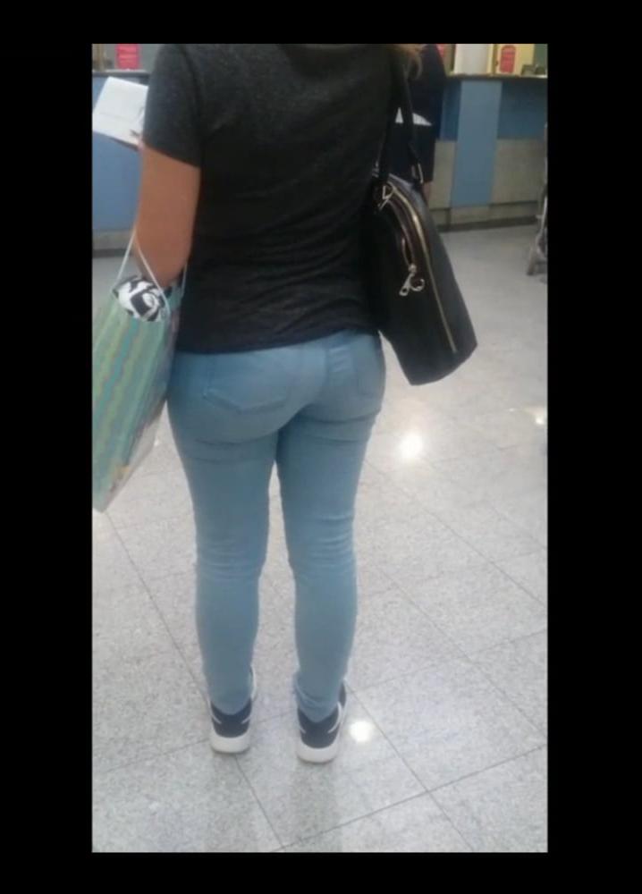 25P Hot jeans ass
