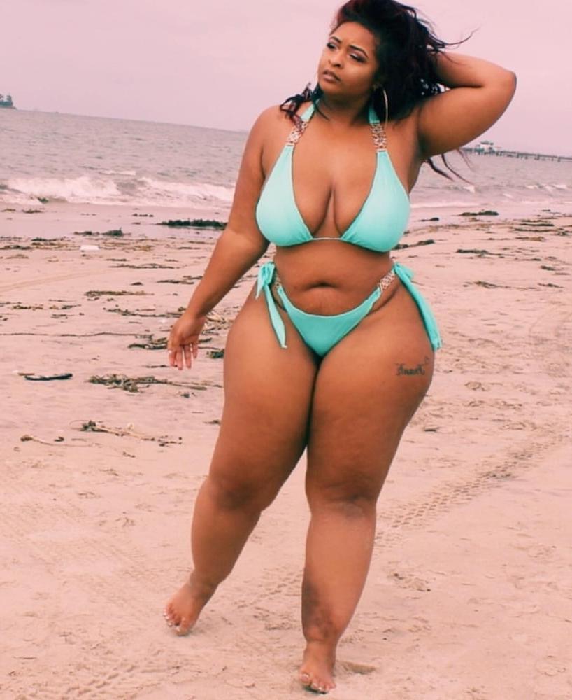 25P Plus size and curvy