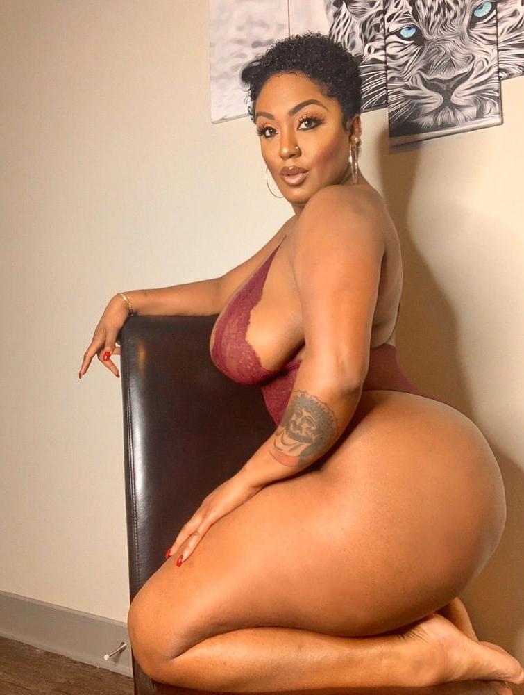 25P Wide Hips - Amazing Curves - Big Girls - Fat Asses (79)