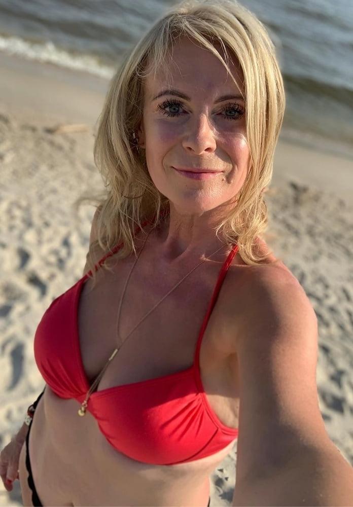 25P MILF and Matures jerk off mix