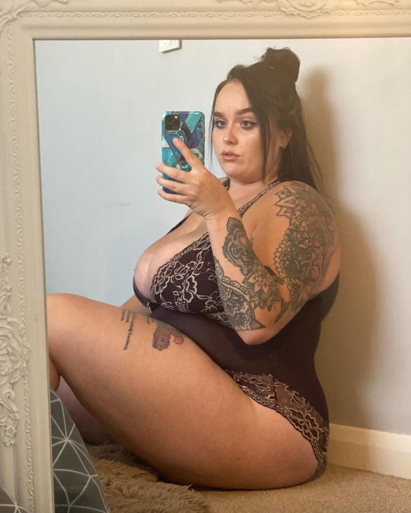 25P Wide Hips - Amazing Curves - Big Girls - Fat Asses (80)