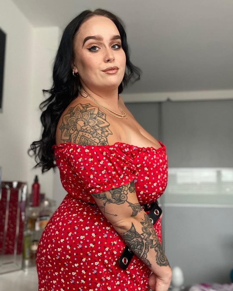 25P Wide Hips - Amazing Curves - Big Girls - Fat Asses (80)